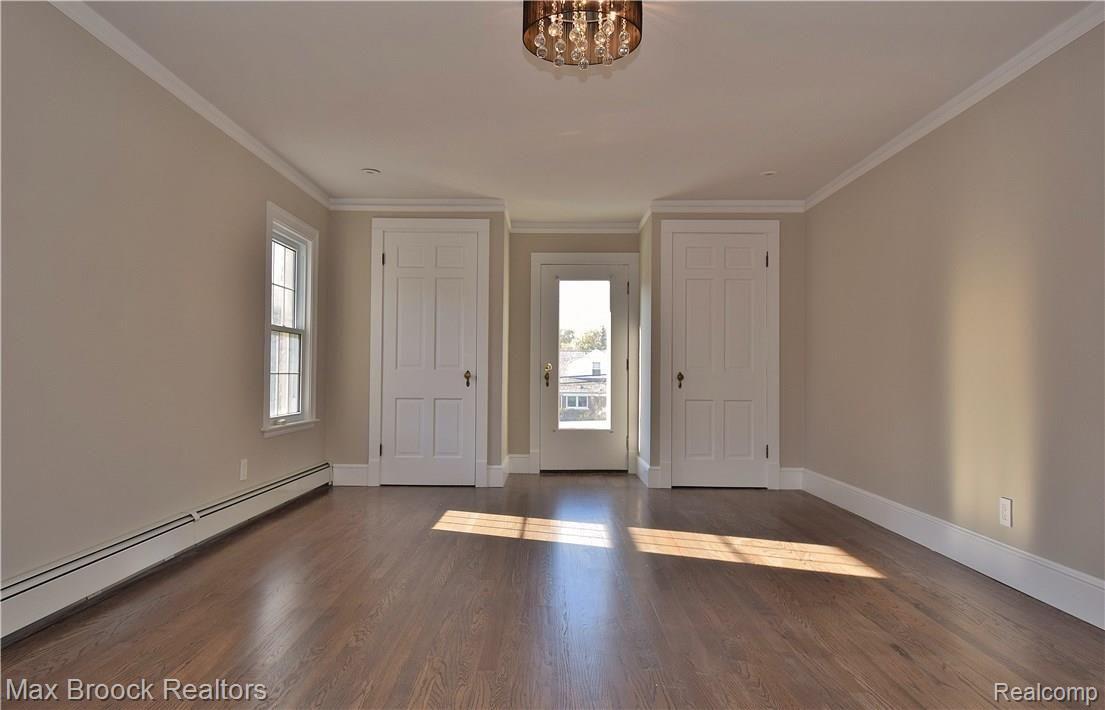 1491 Oxford Road Grosse Pointe, MI 48236 - Photo 34 of 46 owners bedroom 1.JPG