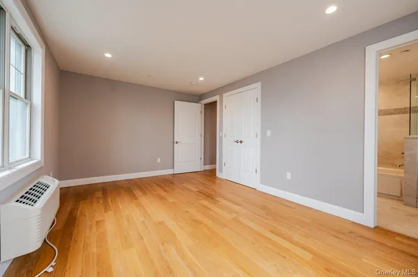 $1,000,000 | 661 West Broadway, Unit 603, Long Beach, NY 11561