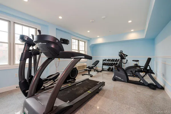 $1,000,000 | 661 West Broadway, Unit 603, Long Beach, NY 11561