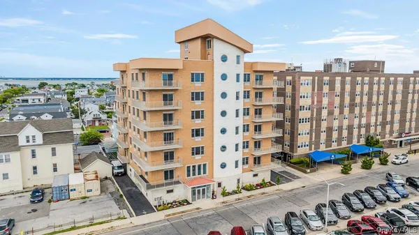 $1,000,000 | 661 West Broadway, Unit 603, Long Beach, NY 11561