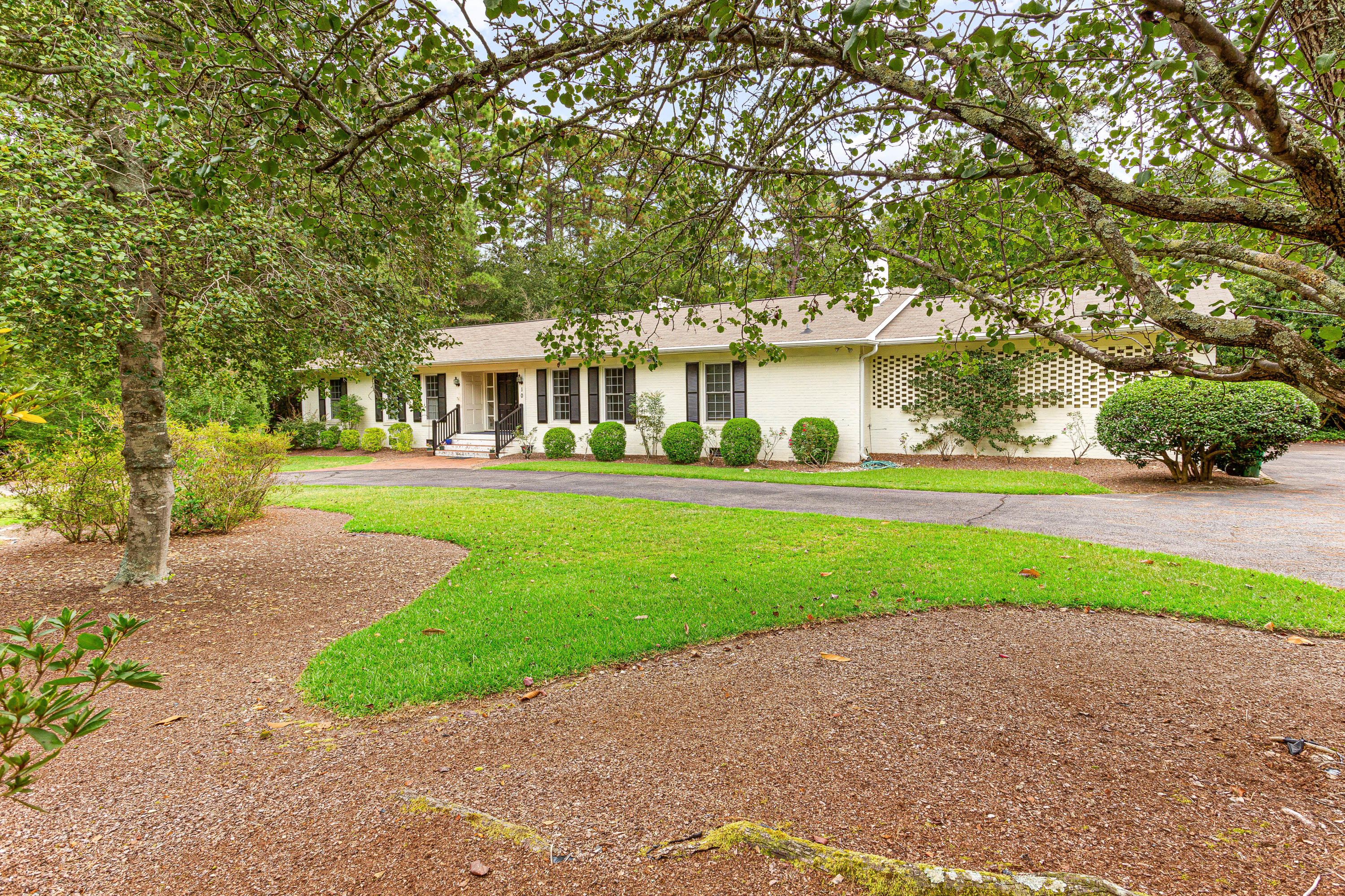 10 McDonald Road West Pinehurst, NC 28374 - Photo 1 of 33 10 McDonald Rd W-JFP-4