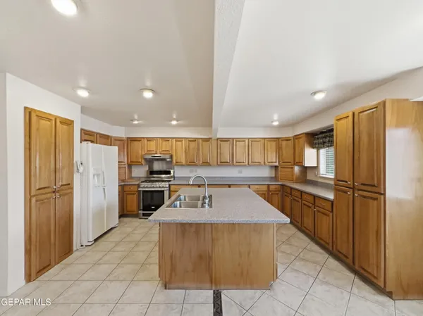 $250,000 | 11036 Sam Snead Drive, El Paso, TX 79936