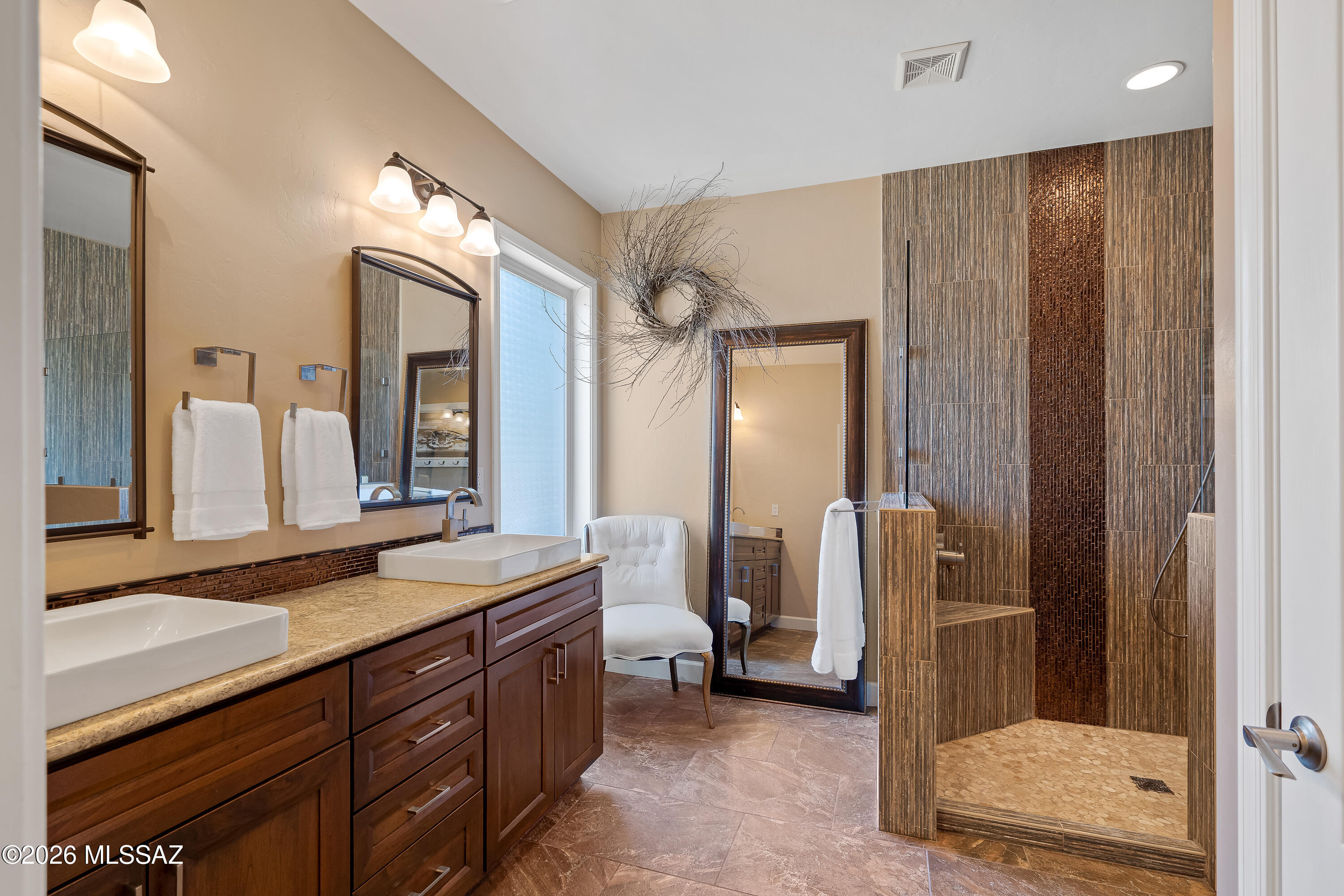31739 South Misty Basin Road Oracle, AZ 85623 - Photo 22 of 49 Luxury You’ll Enjoy Every Day