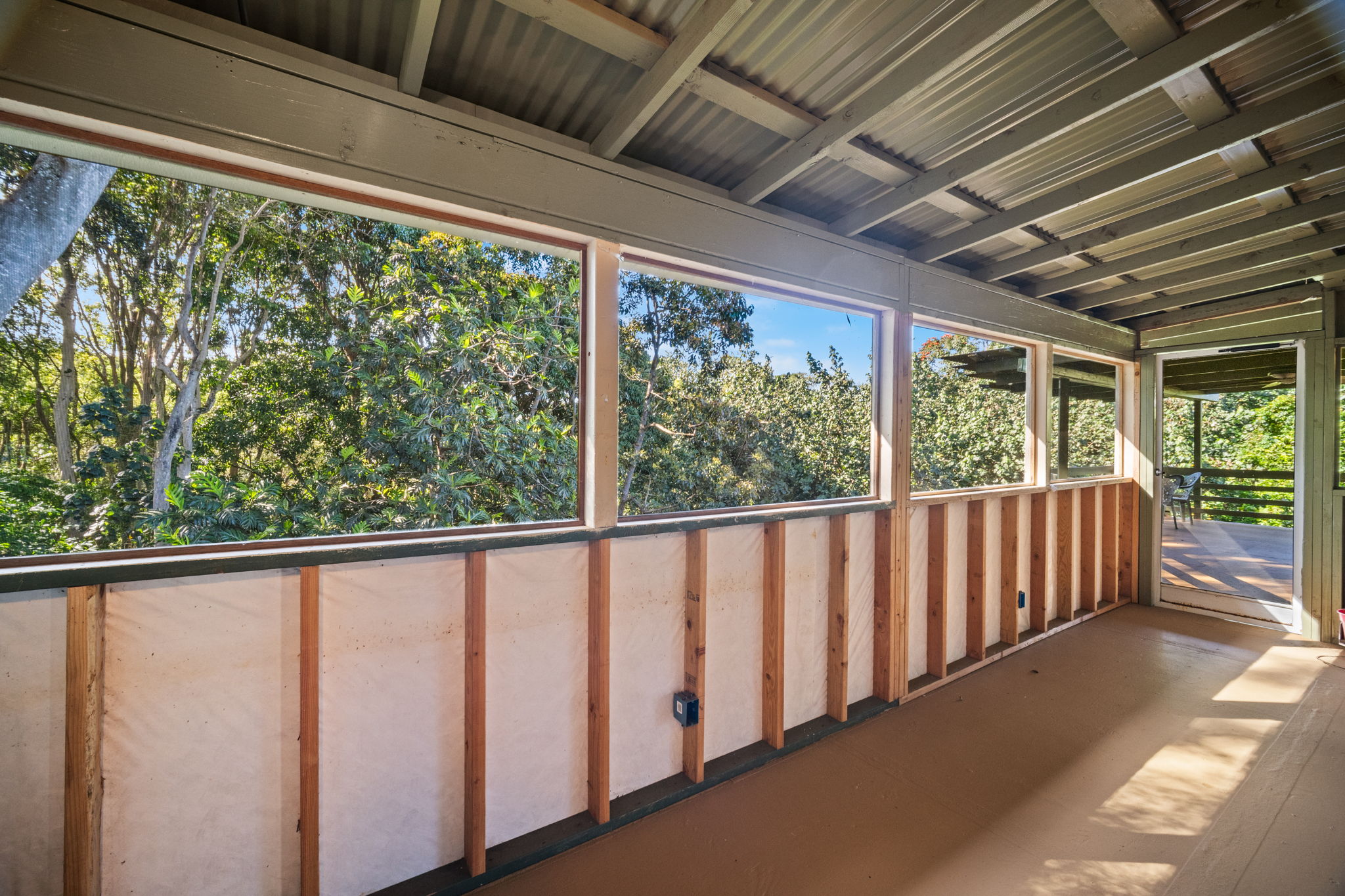 6050 C Kapahi Road Kapaa, HI 96746 - Photo 13 of 30 a view of a porch
