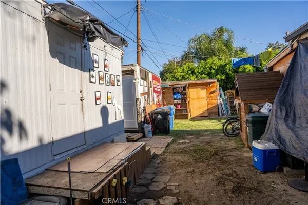 $830,000 | 6941 Newcastle Avenue, Reseda, CA 91335