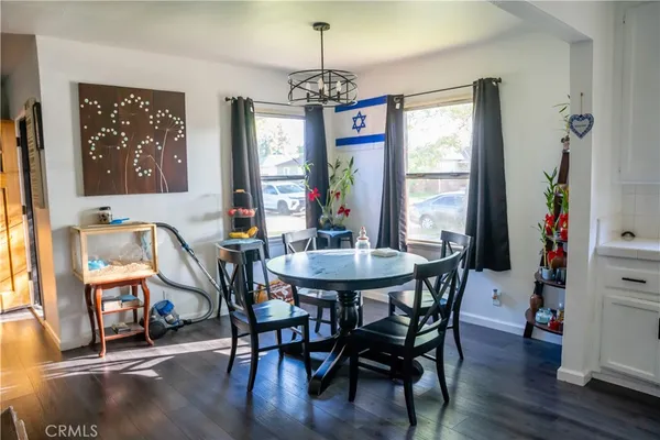 $830,000 | 6941 Newcastle Avenue, Reseda, CA 91335