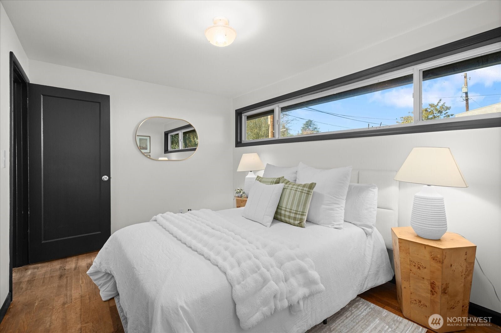 4465 South Rose Street Seattle, WA 98118 - Photo 12 of 26