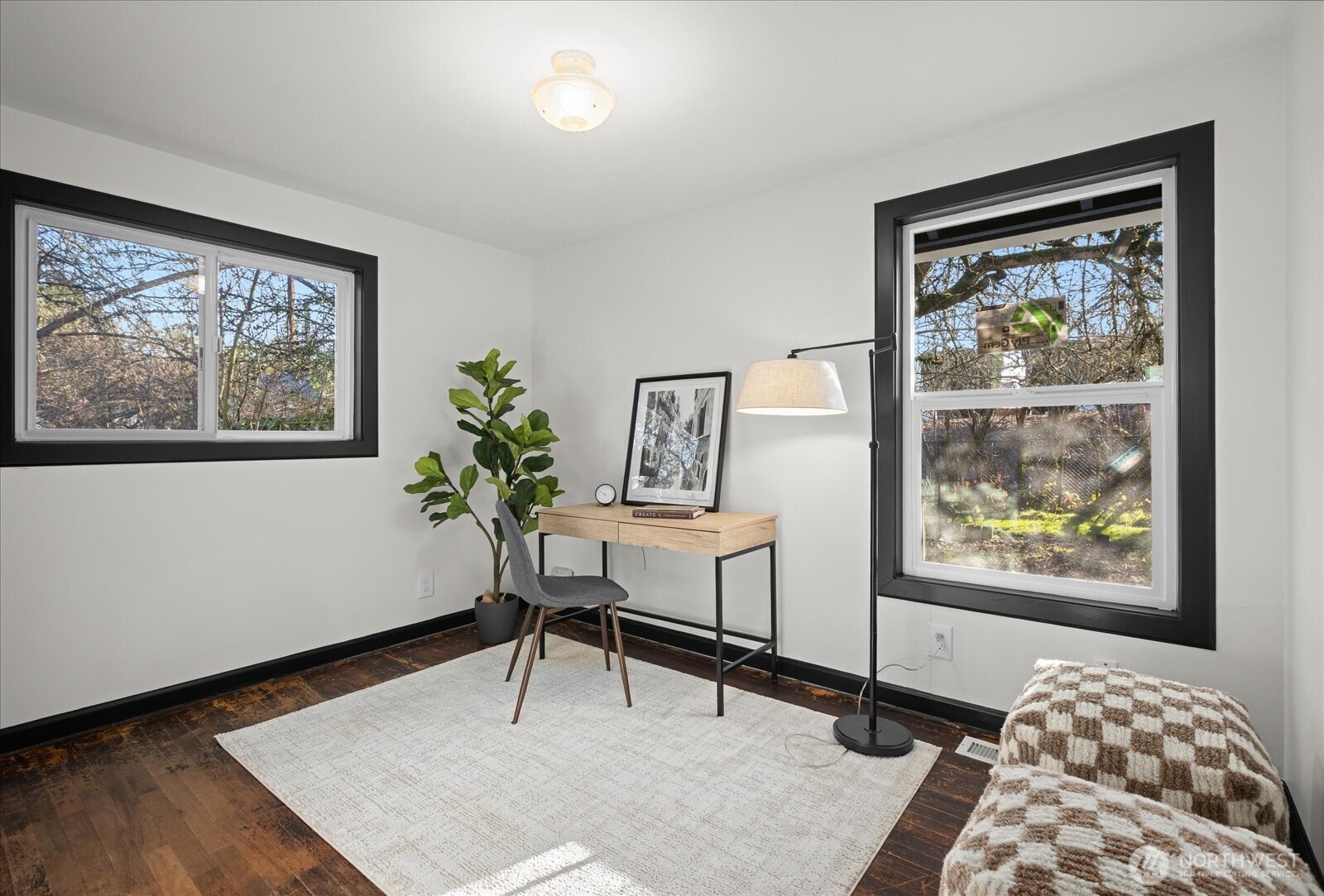 4465 South Rose Street Seattle, WA 98118 - Photo 13 of 26