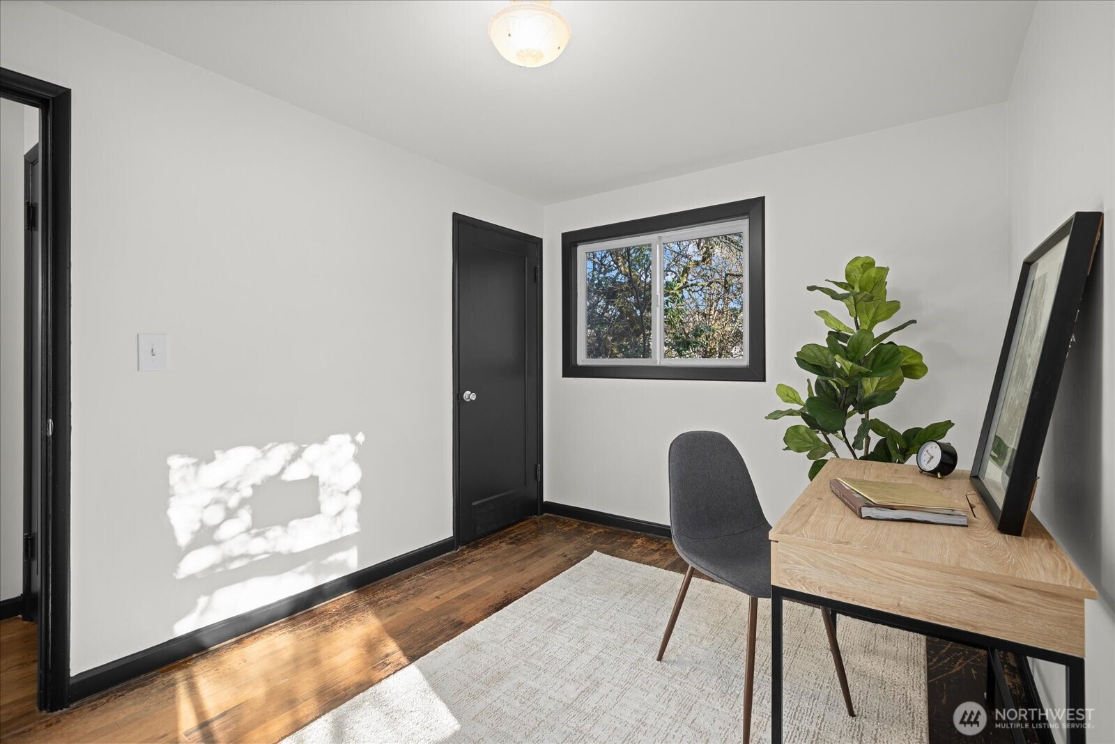 4465 South Rose Street Seattle, WA 98118 - Photo 14 of 26