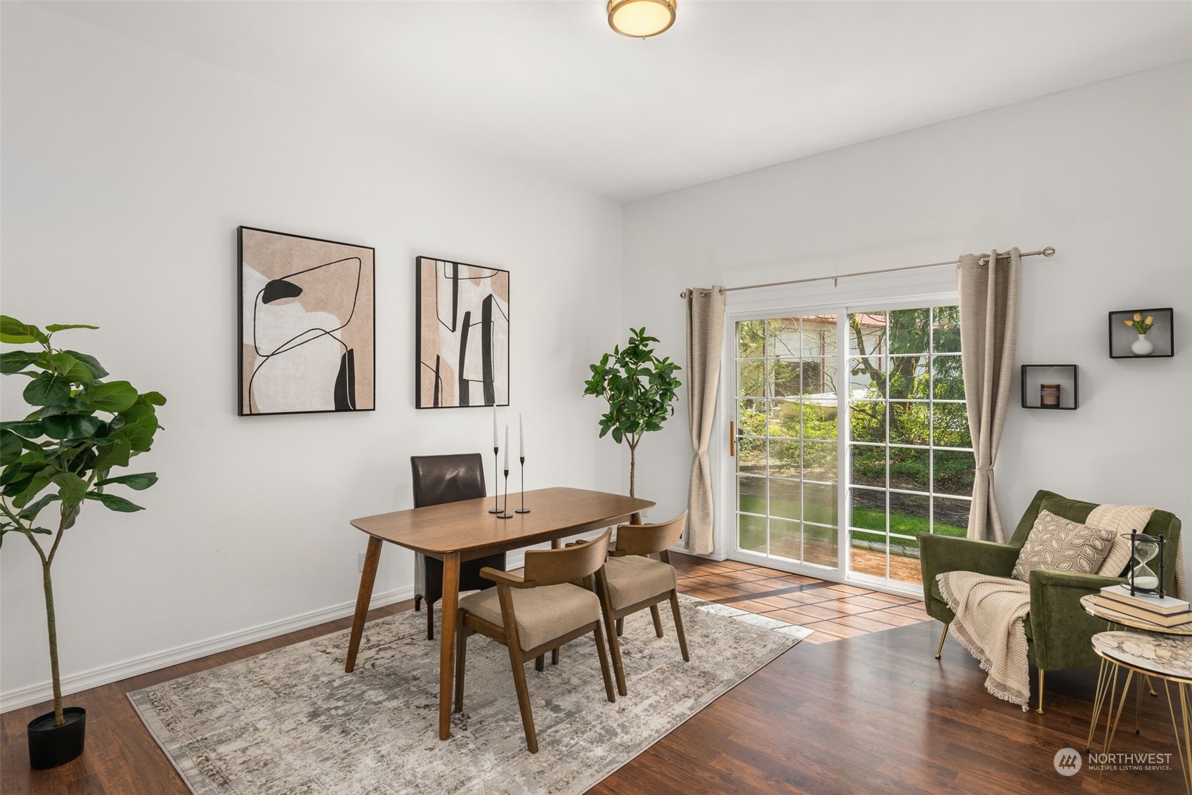 30216 Thomas Road Southeast Kent, WA 98042 - Photo 19 of 37 a workspace with furniture and a potted plant