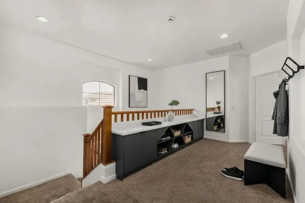 $3,350 | 918 West Windsong Drive, Phoenix, AZ 85045