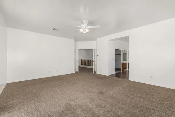 $3,350 | 918 West Windsong Drive, Phoenix, AZ 85045