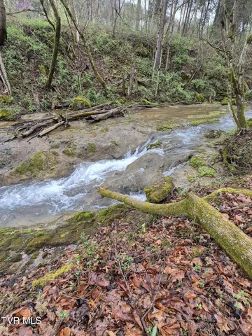 $250,000 | 4020 West W Highway, Blountville, TN 37617