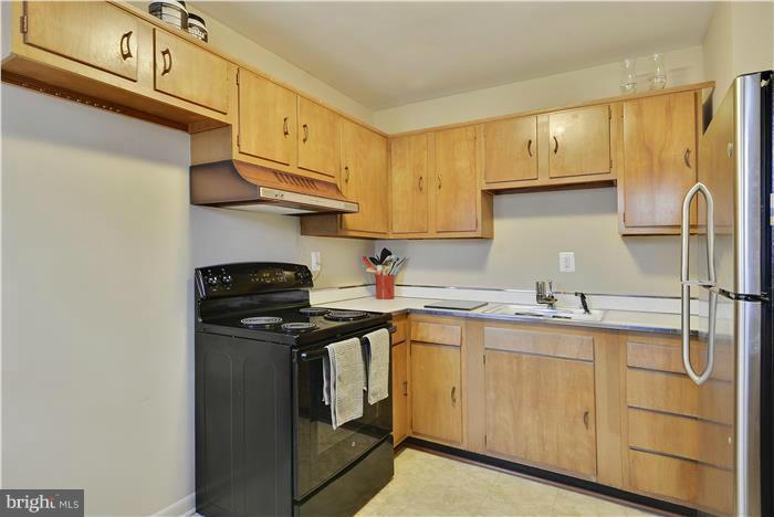 8444 Jacobs Road Severn, MD 21144 - Photo 9 of 25 Kitchen