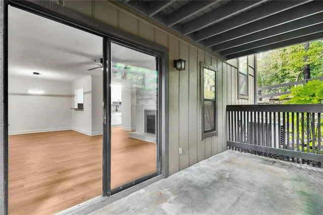 $249,700 | 1603 Cumberland Court Southeast, Smyrna, GA 30080