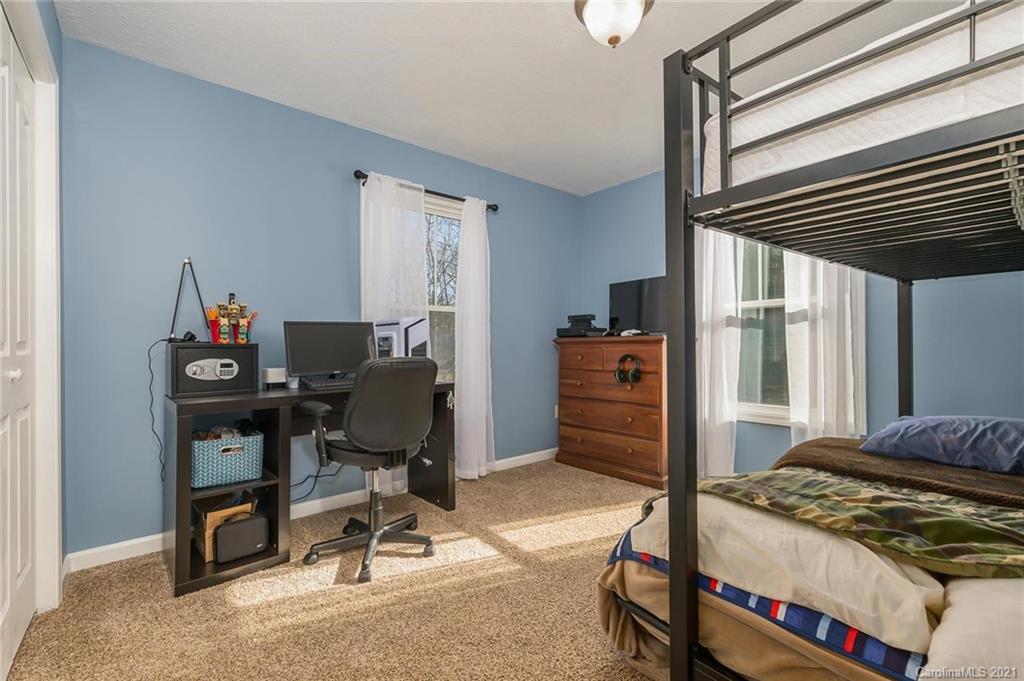 54 Souther Road Fletcher, NC 28732 - Photo 24 of 40 a bedroom with a workspace
