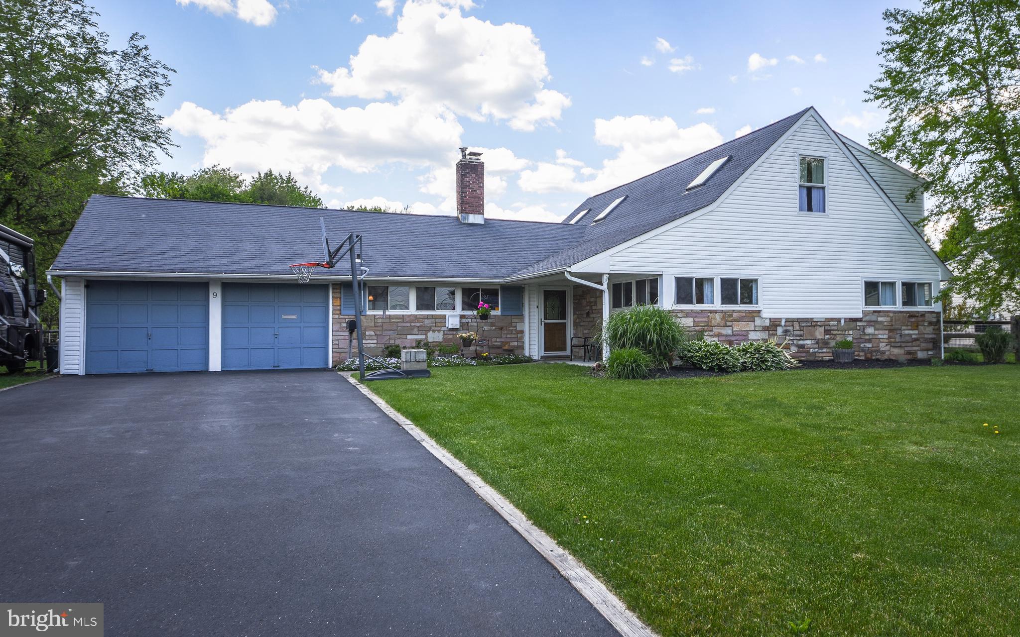 9 Rain Lily Road Levittown, PA 19056 - Photo 1 of 43 Gallery Image 1
