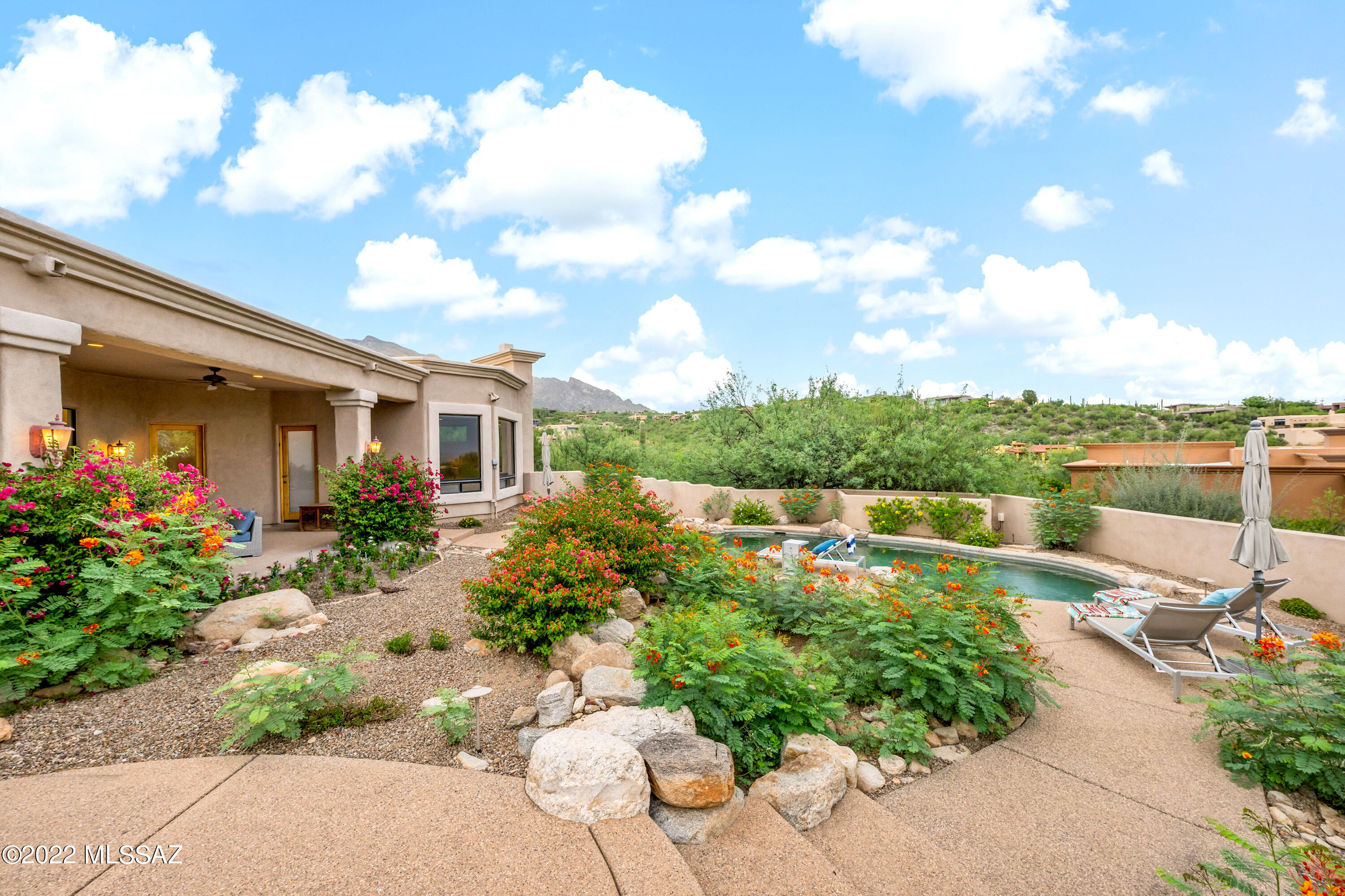 2404 Long Shadow Place Tucson, AZ 85718 - Photo 12 of 50