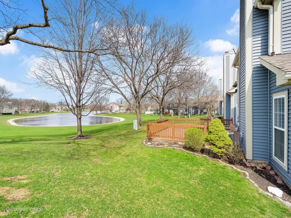 $299,000 | 700 Bent Ridge Lane, Elgin, IL 60120