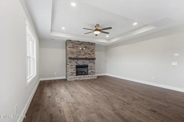 $565,000 | 240 Lakeside Meadows Circle, Madisonville, TN 37354