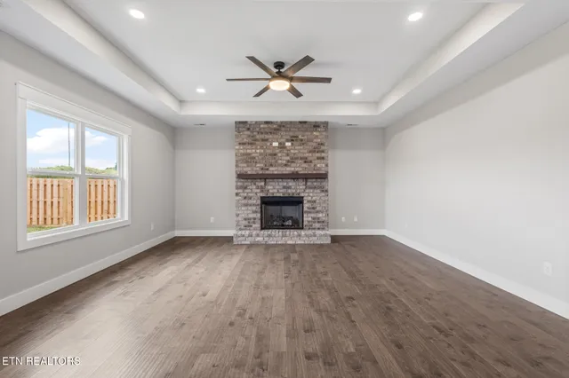 $565,000 | 240 Lakeside Meadows Circle, Madisonville, TN 37354