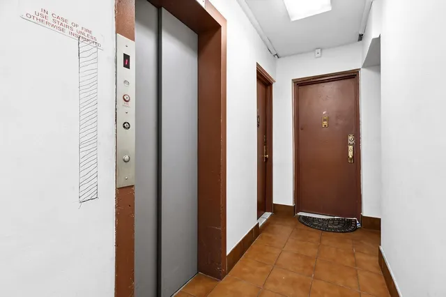 $16,000,000 | 51 West 69th Street | Upper West Side