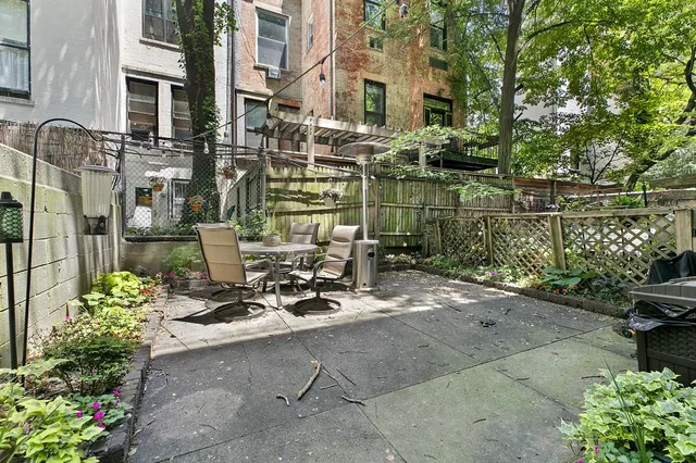 $16,000,000 | 51 West 69th Street | Upper West Side