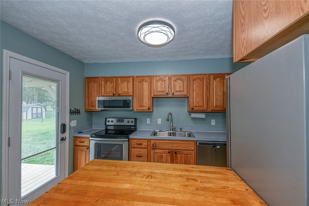 2490 Copley Road Akron, OH 44321 - Photo 8 of 30