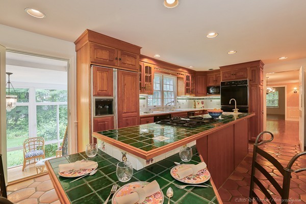 17 Quail Run Road North Andover, MA 01845 - Photo 12 of 30 Gallery Image 12