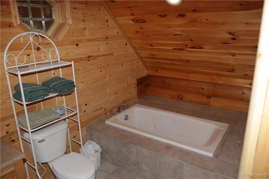 8349 Duce Road Avoca, MI 48006 - Photo 23 of 27 IMG_0131.JPG
