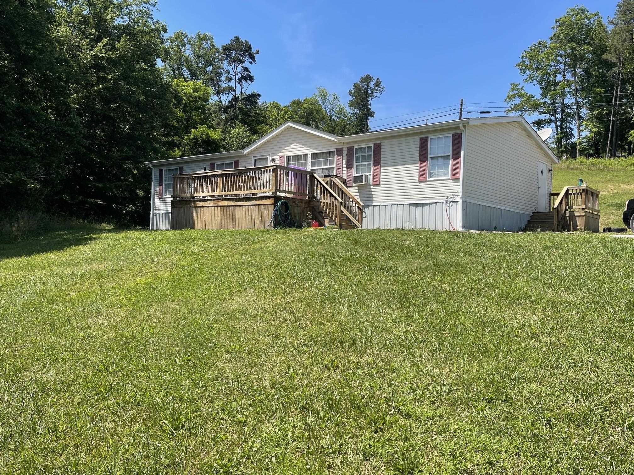 125 Everman Cemetery Road Grayson, KY 41143 - Photo 1 of 39