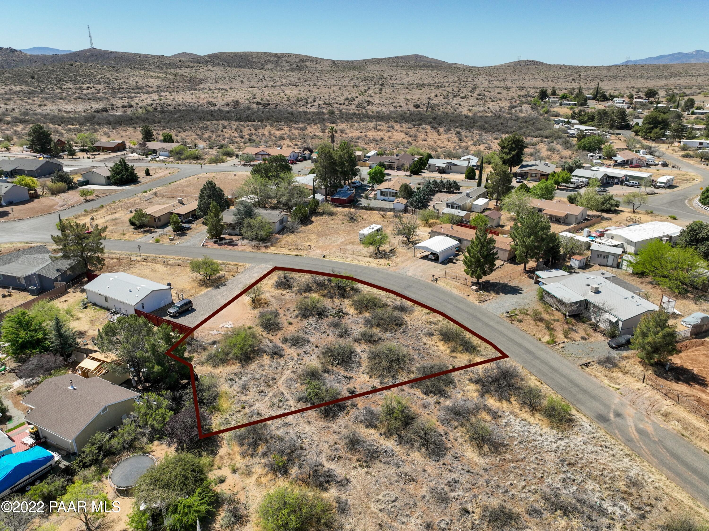 005_Aerial w Lot Lines