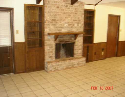 4533 Stonegate Way Corpus Christi, TX 78411 - Photo 2 of 10