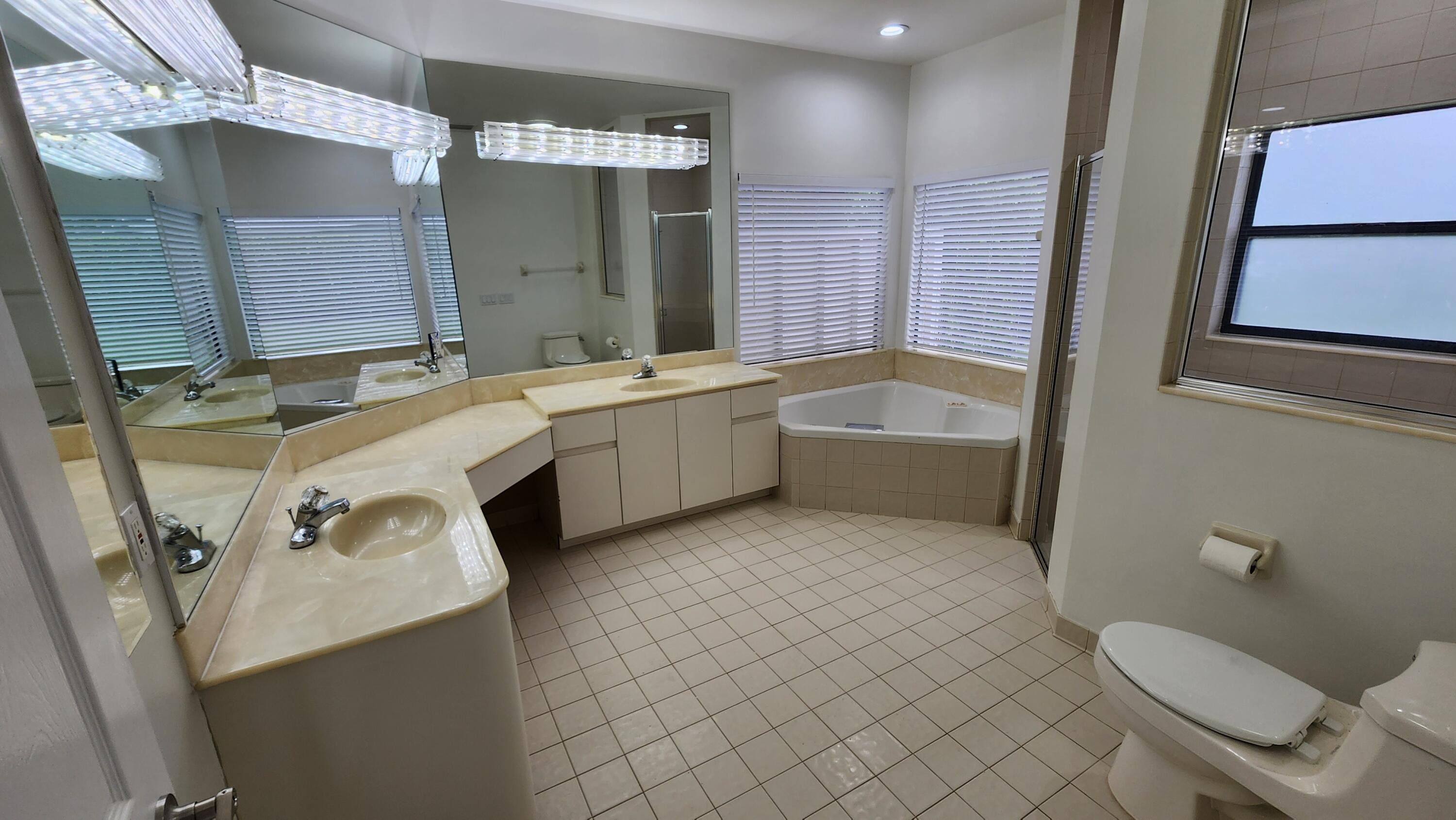 6118 Creekside Trail Jupiter, FL 33458 - Photo 17 of 17 20250226_124042