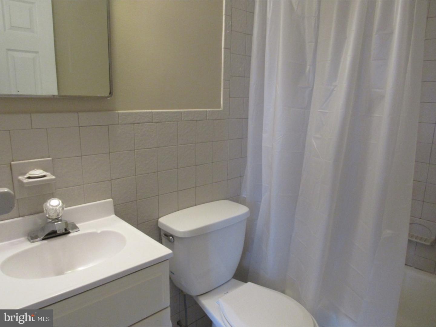 4 Bisbee Road Newark, DE 19711 - Photo 17 of 20 Bathroom