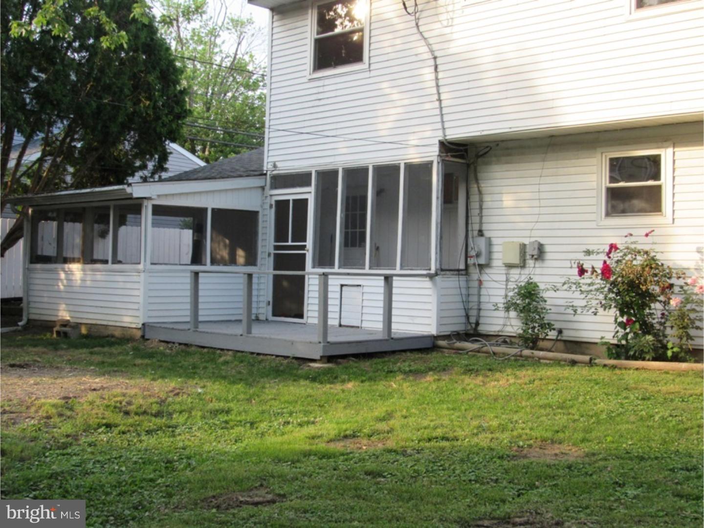 4 Bisbee Road Newark, DE 19711 - Photo 18 of 20 Enclosed Porch