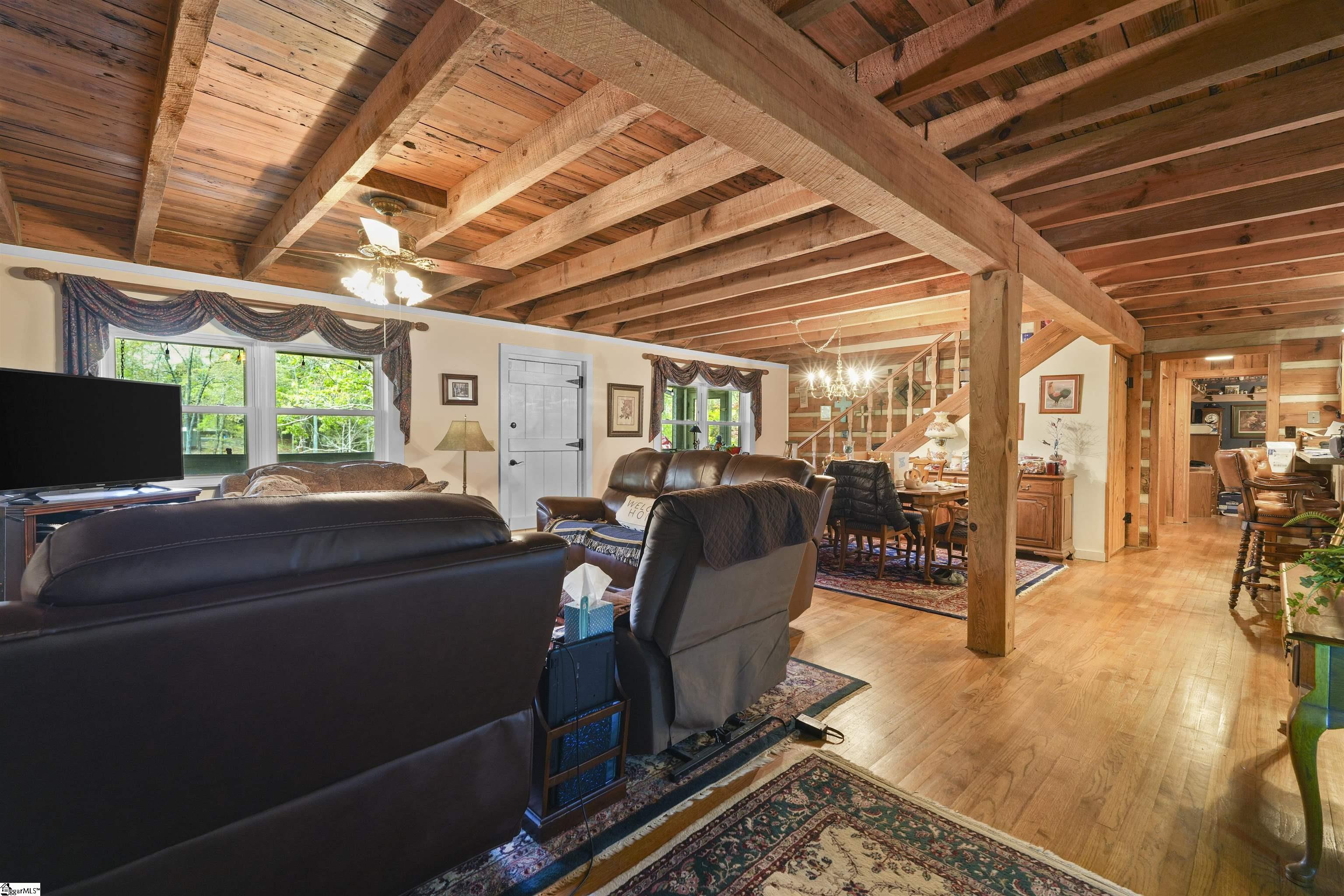 21 Saluda Dam Road Greenville, SC 29611 - Photo 14 of 35