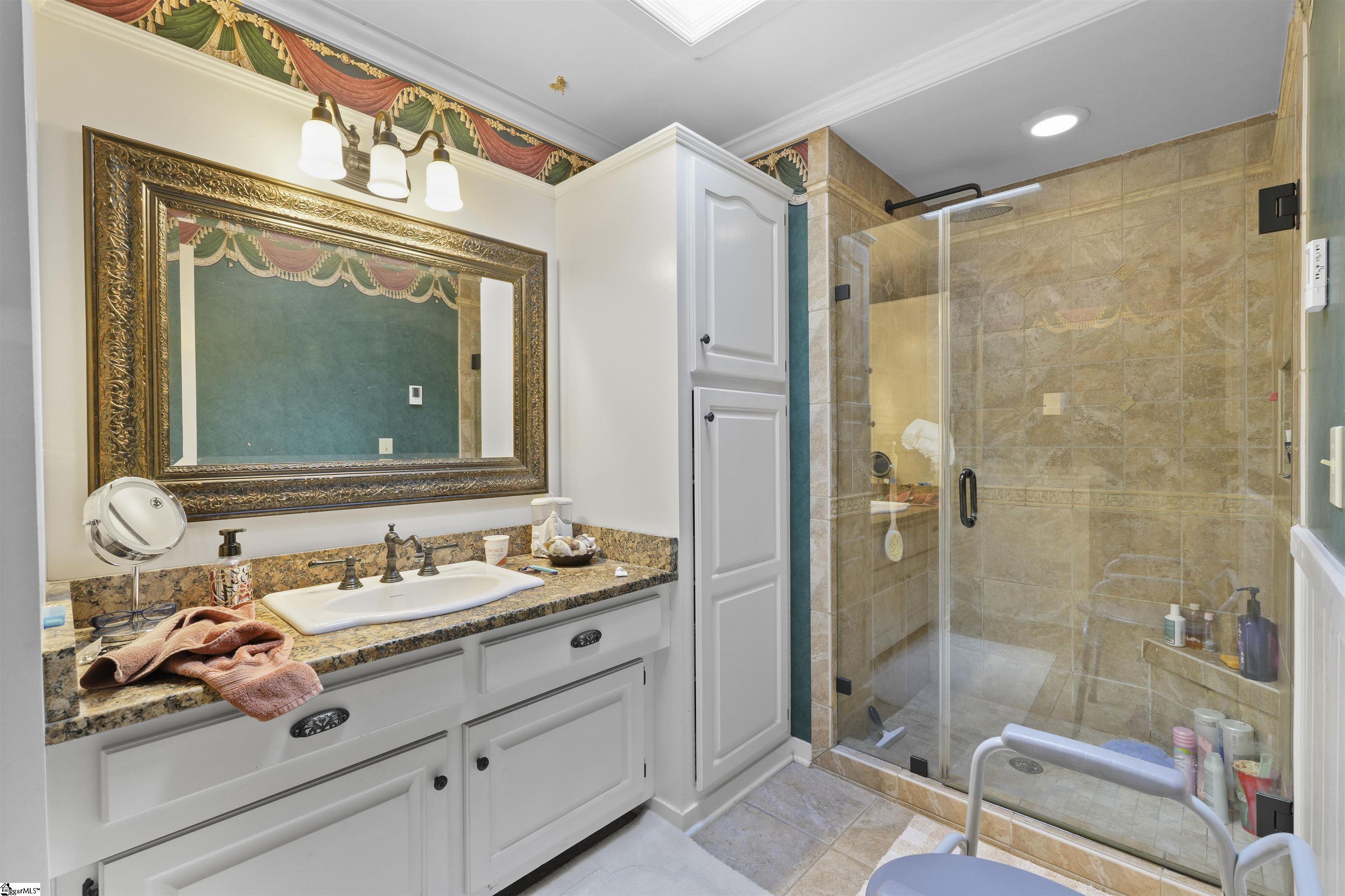 21 Saluda Dam Road Greenville, SC 29611 - Photo 16 of 35