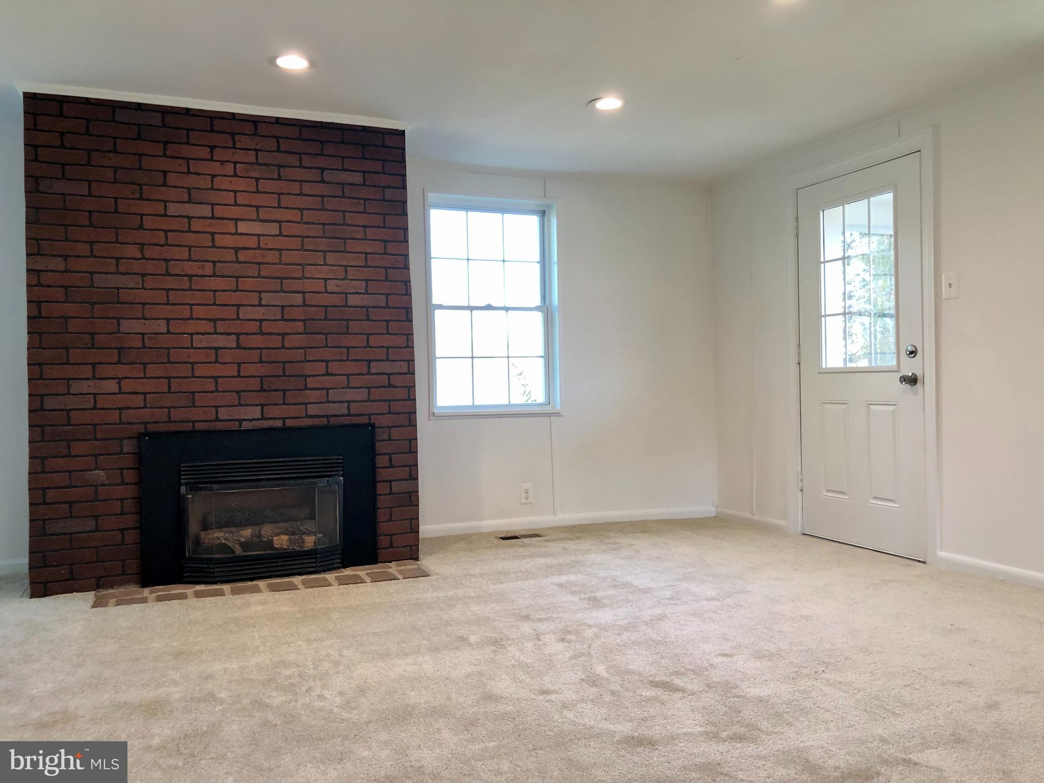 3403 Bussard Road Middletown, MD 21769 - Photo 13 of 17 LIGHT AND BRIGHT WITH MANY RECESSED LIGHTS