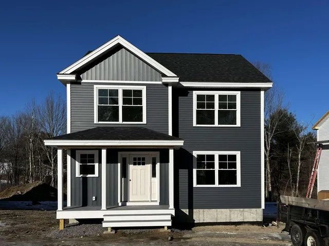 $525,000 | 18 Shepherd Lane, Windham, ME 04062
