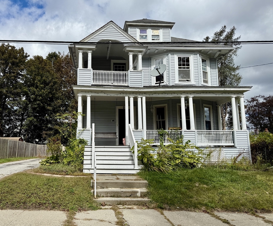 22 Baker Street Worcester, MA 01603 - Photo 2 of 35 front view of a house