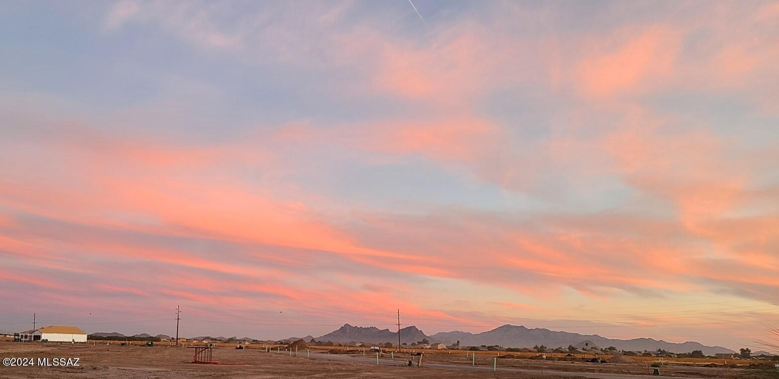 12496 West Barnett Road Marana, AZ 85653 - Photo 4 of 40