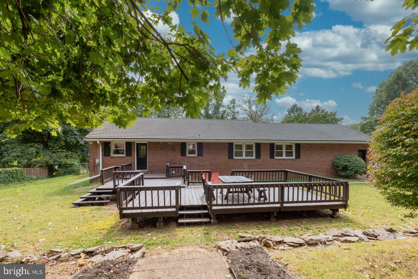 1229 Providence Road Springfield, PA 19064 - Photo 33 of 36