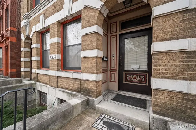 $739,900 | 4334 Lindell Boulevard, St. Louis, MO 63108