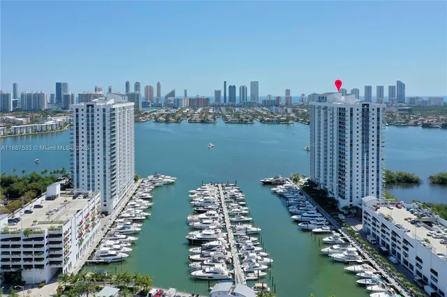 $2,050,000 | 17111 Biscayne Boulevard, Unit 1709, North Miami Beach, FL 33160