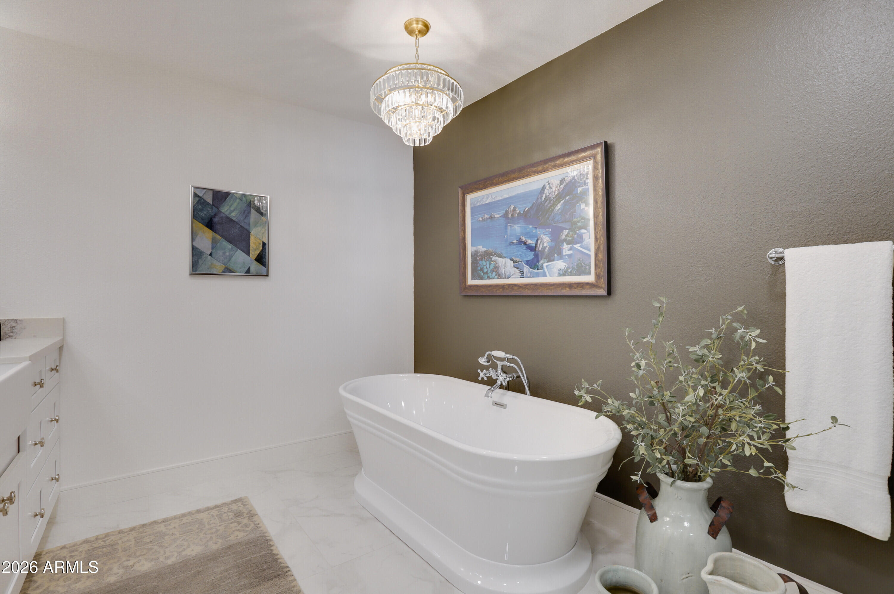8220 North 1st Avenue Phoenix, AZ 85021 - Photo 36 of 53 a bathroom with a toilet a sink and mirror
