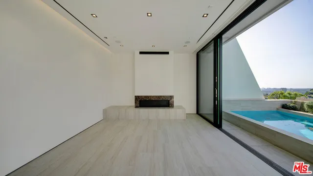 $35,000 | 8765 Hollywood Boulevard, Los Angeles, CA 90069