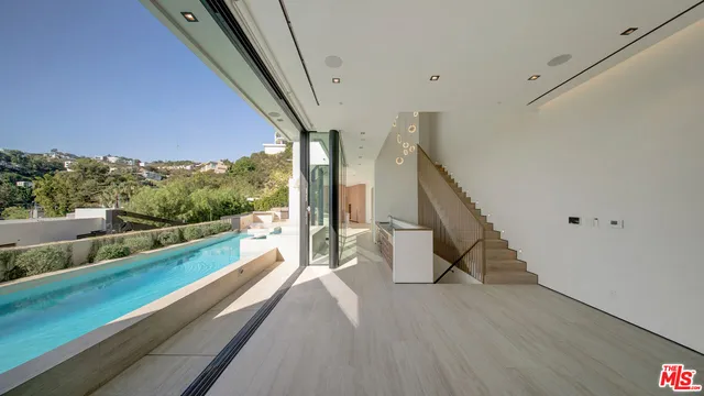 $35,000 | 8765 Hollywood Boulevard, Los Angeles, CA 90069