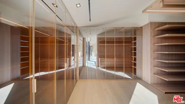 $35,000 | 8765 Hollywood Boulevard, Los Angeles, CA 90069