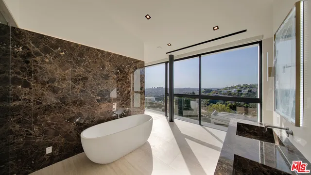 $35,000 | 8765 Hollywood Boulevard, Los Angeles, CA 90069